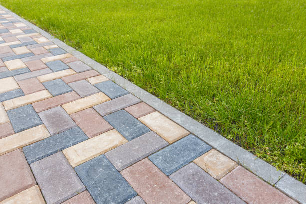Best Driveway Resurfacing Pavers  in Toledo, OR